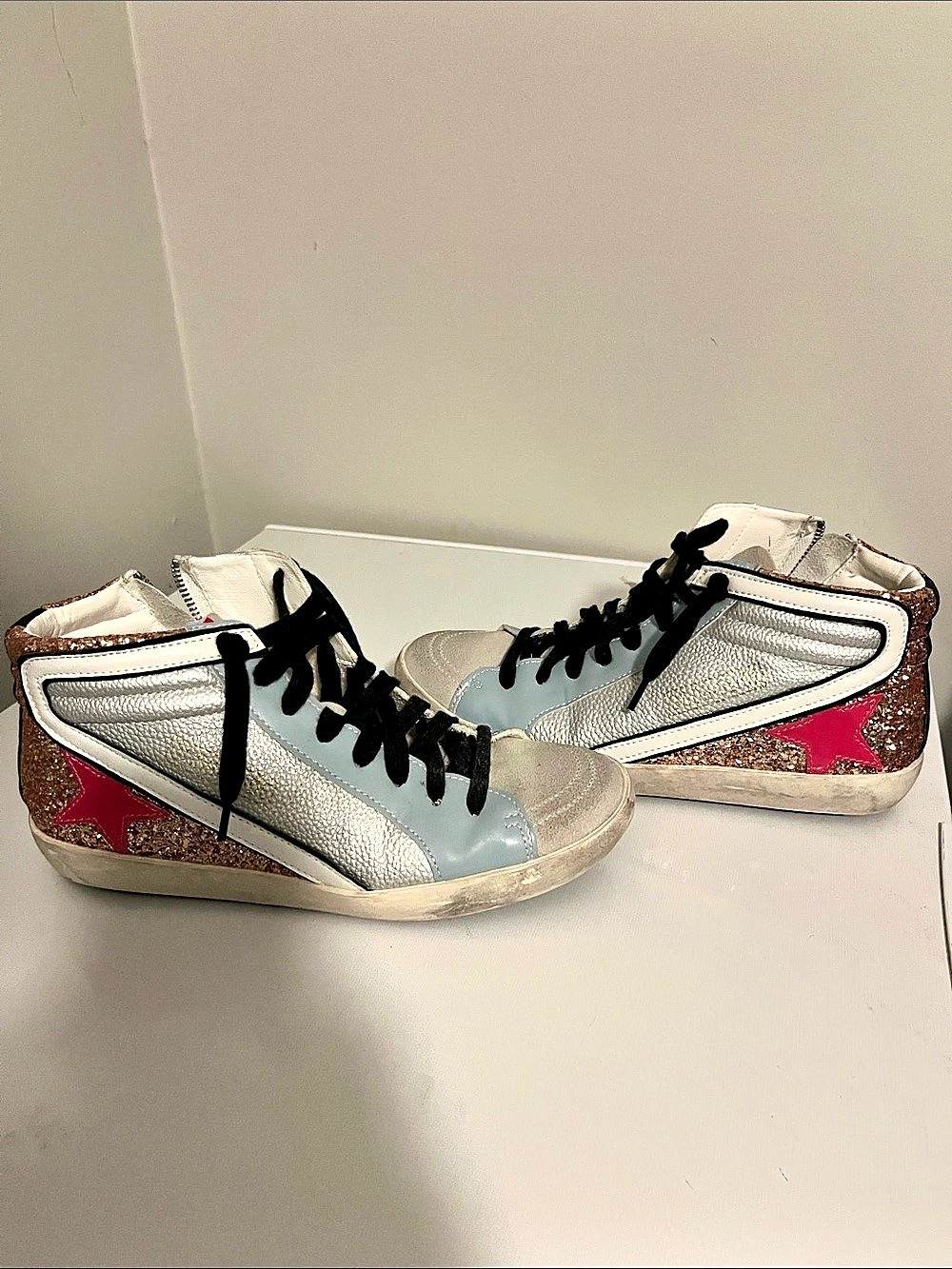 ✨ Golden Goose Super-Star Glitter Sneakers